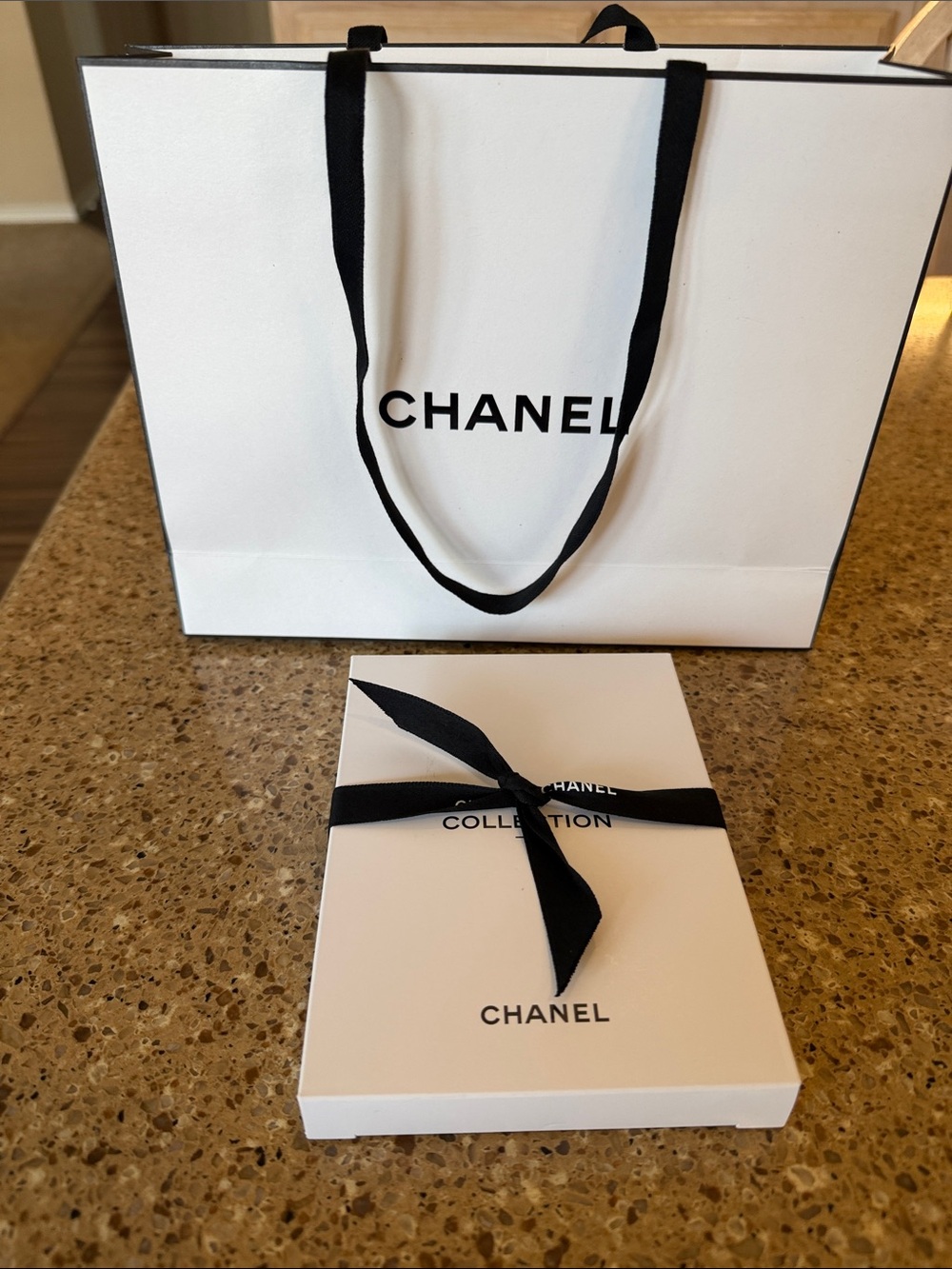 CHANEL White and Black Gift Bag with Ribbon stationary set with pen